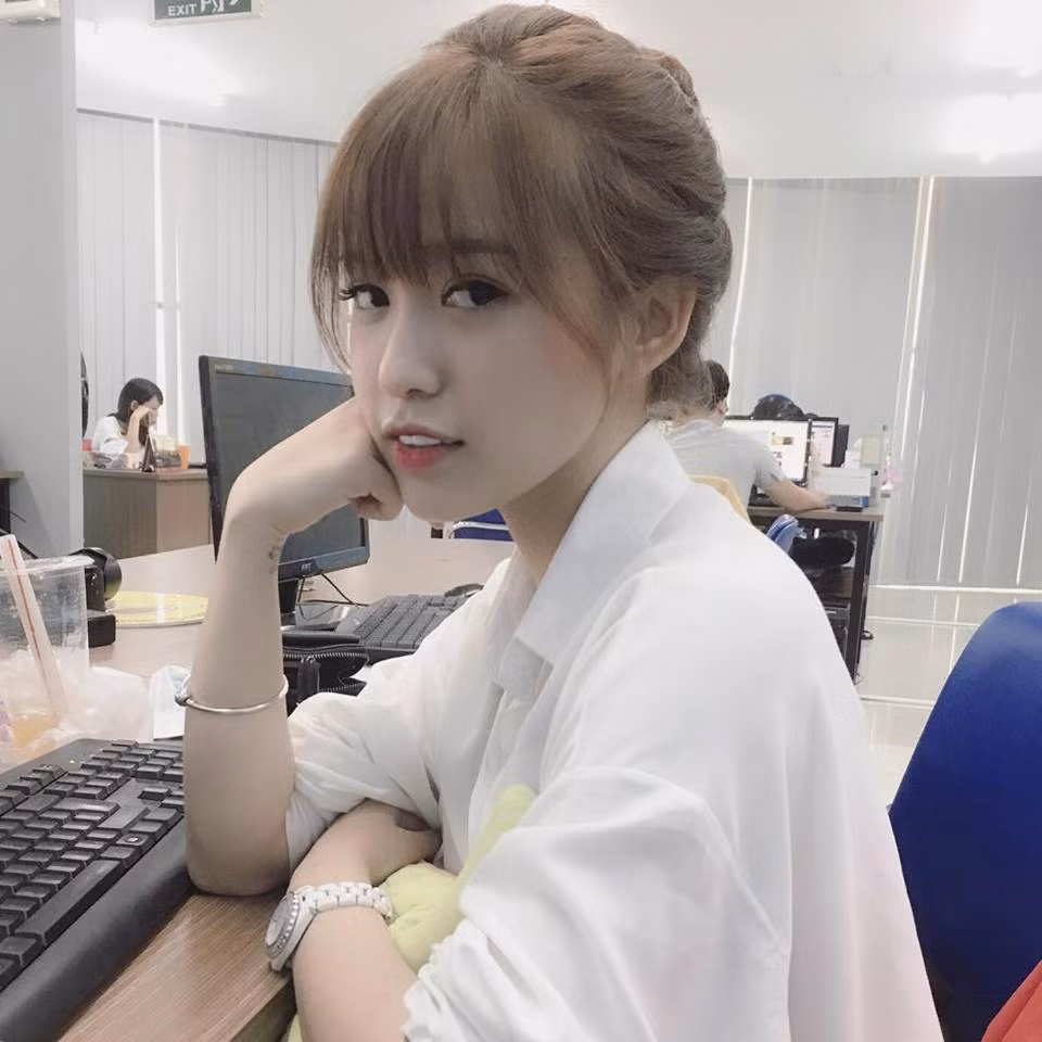 Ngoài câu chuyện về hình xăm, Mỹ Mỹ chia sẻ nhiều lần cô gặp rắc rối với cái tên độc lạ của mình. Không ít người đã nhầm Mỹ Mỹ là người Hoa.