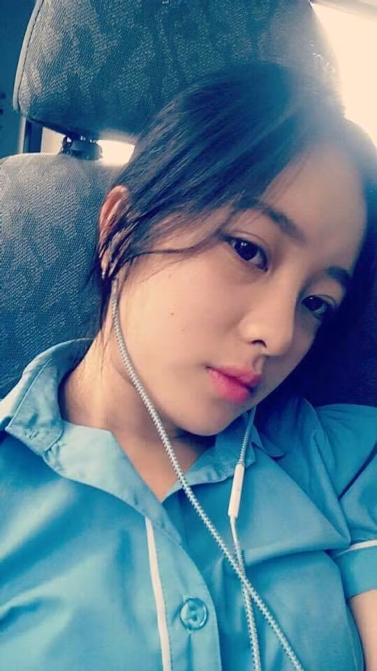 Chia sẻ về dự định trong tương lai, Ngọc Ánh đang chuẩn bị cho kế hoạch đi du học ở Australia sau khi tốt nghiệp cấp 3 ở Việt Nam. Ảnh: FBNV.