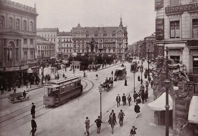 Quảng trường Alexanderplatz ở Berlin, Đức, năm 1903.