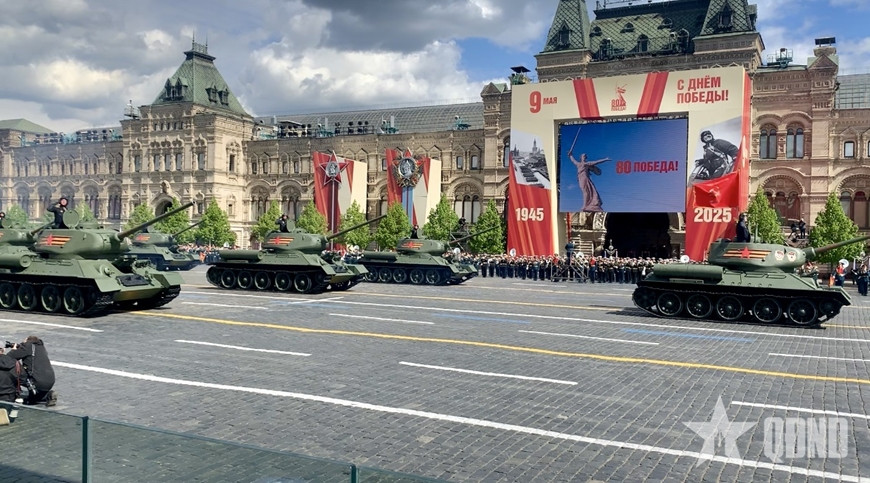 Tong duyet Le duyet binh tren Quang truong Do-Hinh-4