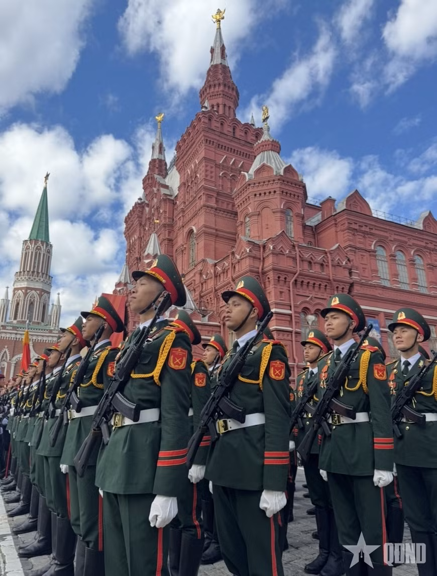 Tong duyet Le duyet binh tren Quang truong Do-Hinh-2