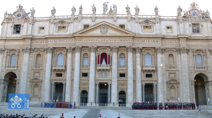 Mat nghi Hong y bau duoc tan Giao hoang-Hinh-2