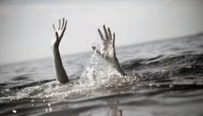 Di tam song, 6 anh chi em trong mot gia dinh tu vong