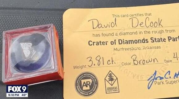 Dựa trên con số này, viên kim cương Duke có thể có giá trị từ 3.810 đến 19.050 USD. Ảnh: Fox9.