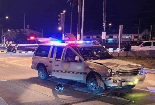 Xe cứu thương không chở bệnh nhân vượt đèn đỏ gây tai nạn - Hình 2 Xe cuu thuong khong cho benh nhan vuot den do gay tai nan-Hinh-2