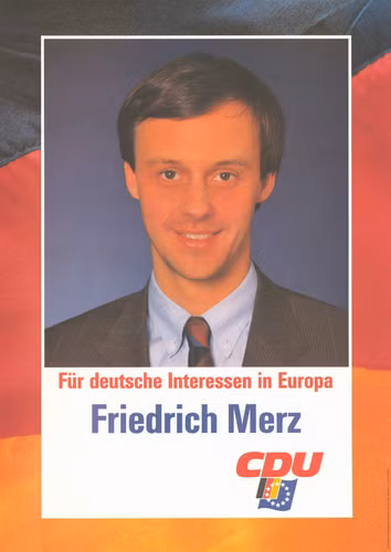 Sau khi tốt nghiệp trường luật vào năm 1985, ông làm thẩm phán và luật doanh nghiệp trước khi tham gia vào chính trường toàn thời gian vào năm 1989 khi ông được bầu vào Nghị viện Châu Âu. Ảnh: Wikipedia.