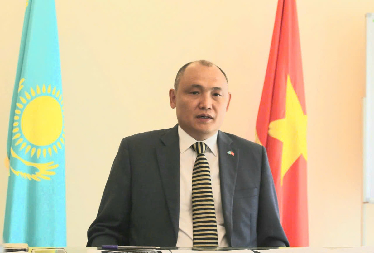 Ky vong chuyen tham cua Tong Bi thu To Lam nang quan he song phuong Viet Nam - Kazakhstan-Hinh-2