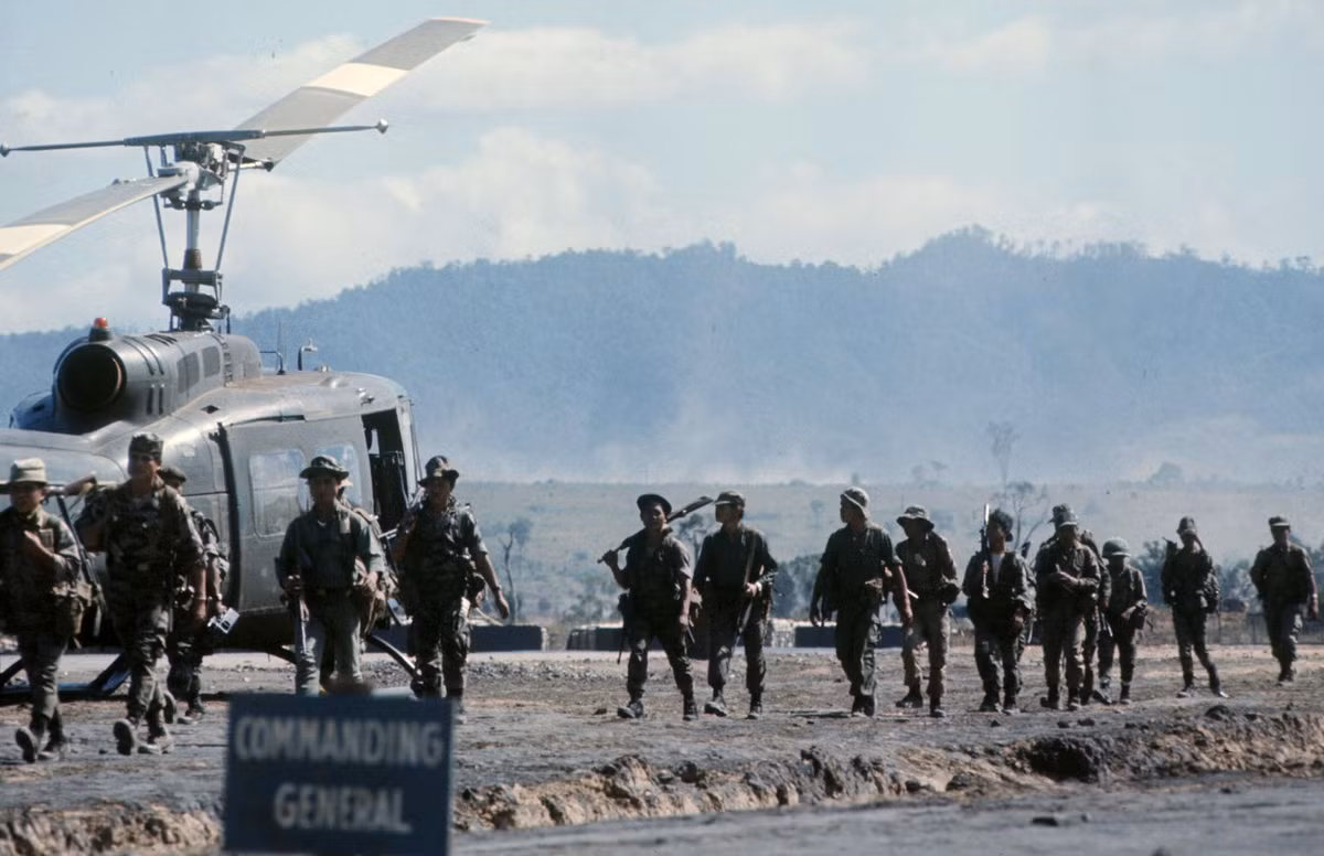 Sau năm 1973, cùng với việc người Mỹ rút quân khỏi chiến trường miền Nam Đắk Tô và nhiều khu vực chiến lược ở Tây Nguyên lần lượt được Quân Giải phóng giải phóng, mà đỉnh cao là trong Chiến dịch Hồ Chí Minh lịch sử vào năm 1975. Nguồn ảnh: Flickr.