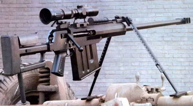 Một trong những khẩu súng bắn tỉa uy lực dũng mãnh nhất của Trung Quốc xuất hiện tại Trung Quốc trong thời gian gần đây là khẩu súng bắn tỉa sử dụng cỡ đạn 12,7x108mm mang tên AMR-2. Nguồn ảnh: Wiki.