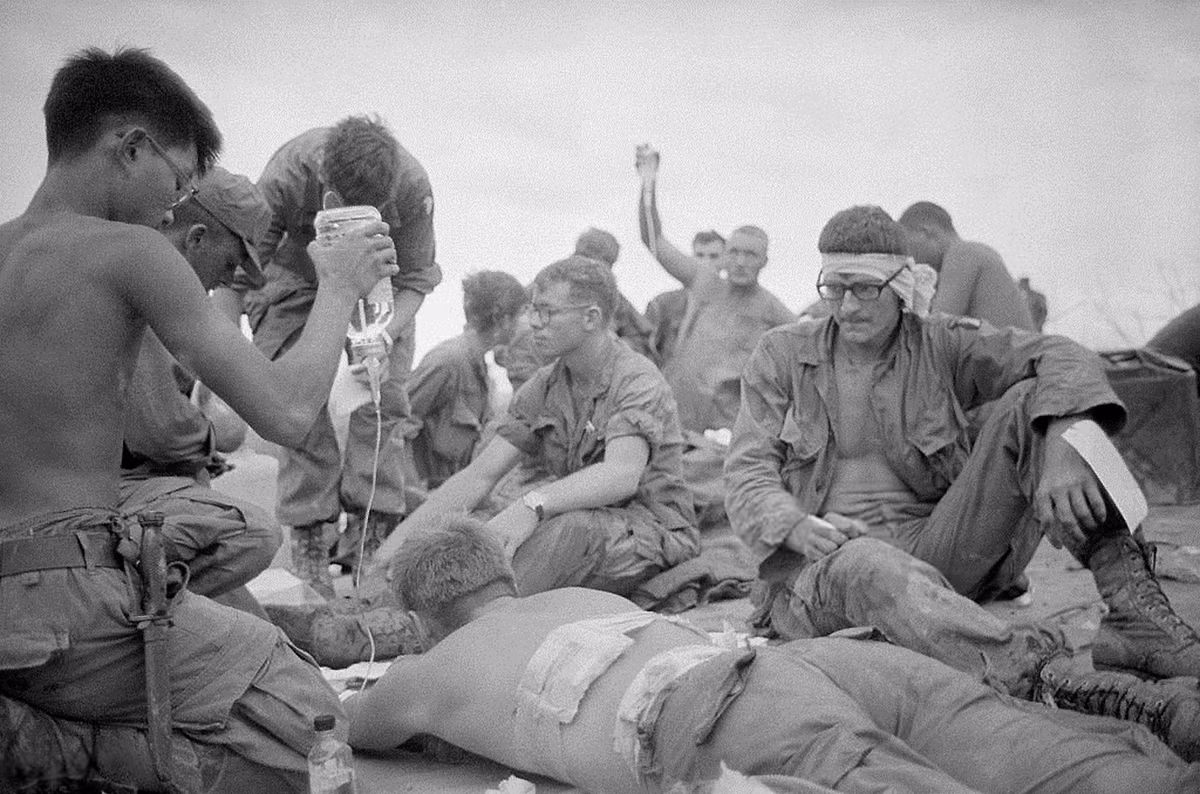 Ước tính đã có khoảng 2000 quân Mỹ dưới sự yểm trợ rất mạnh của pháo binh và phi pháo đã được tung vào trận trước lực lượng phòng thủ của Quân Giải phóng chỉ khoảng 2 tiểu đoàn tương đương với 800 người. Nguồn ảnh: Flickr.