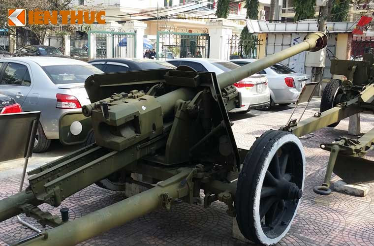 Tới năm 1972, toàn bộ các khẩu Pak-40 đã bị rút khỏi biên chế của quân đội ta nên không có khẩu nào có vinh dự được tham chiến trong cuộc tổng tiến công năm 1975.