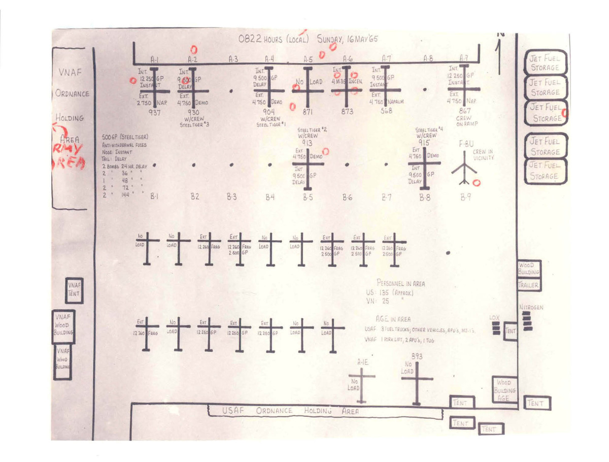 Sơ đồ bố trí máy bay bên trong kho chứa của sân bay Biên Hòa. Nguồn ảnh: Flickr.