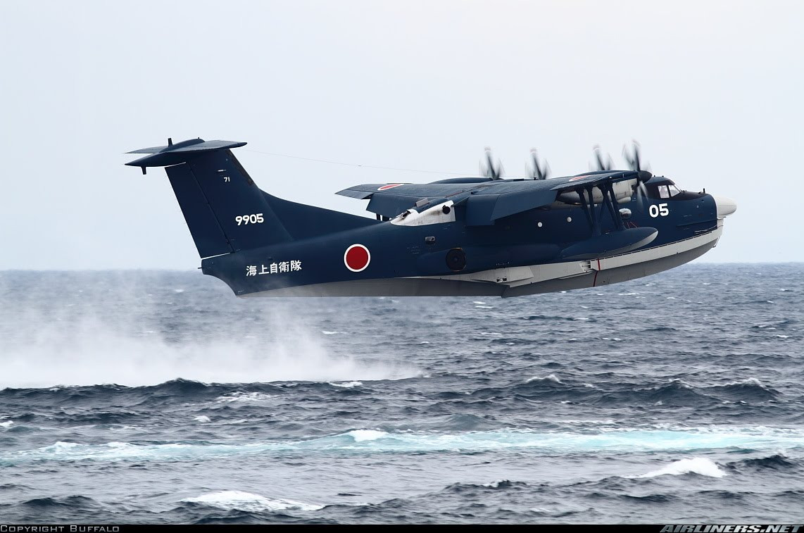 US-2 có phi hành đoàn lên tới 11 người, kèm theo đó là khả năng mang theo 20 hành khách hoặc 12 cáng cứu thương. Loại phi cơ này có chiều dài 33,46 mét, sải cánh rộng 33,15 mét, kèm theo đó là 4 động cơ Rolls-Royce công suất mỗi động cơ 4592 mã lực do Anh thiết kế. Nguồn ảnh: Airliners.