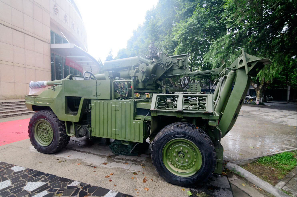 Mới đây nhất là loại pháo tự hành 122mm được đặt trên khung gầm xe 4 bánh được ra mắt công chúng vào năm 2017. Hiện tại, loại pháo tự hành này vẫn đang được Tập đoàn Công nghiệp Vũ Hán Tiểu Long của Trung Quốc nghiên cứu và hoàn thiện.