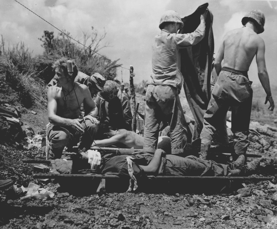 Cụ thể, trong trận chiến này Mỹ đã có tới 82.000 thương vong với khoảng 14.000 người thiệt mạng. Trong khi đó phía Nhật có khoảng 110.000 lính thiệt mạng, tương đương với 80% lực lượng phòng thủ trên đảo. Nguồn ảnh: BI.