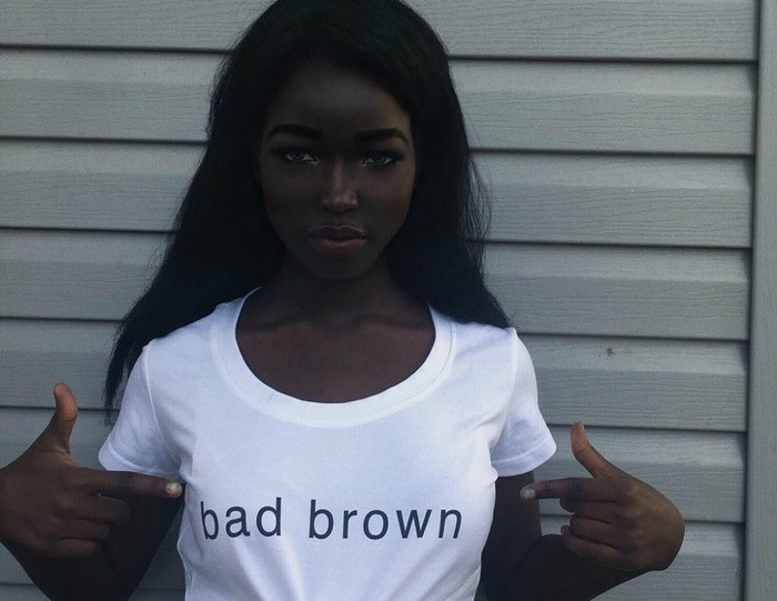 Black Hannah Montan đặc biệt sở hữu đôi mắt rất đẹp cùng chiếc mũi cao vút.