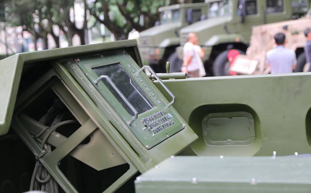 Loại pháo tự hành này được cho là có sự hiện đại vượt bậc với hệ thống điều chỉnh điện - cơ kết hợp, khiến cho tốc độ bắn và thời gian lấy góc bắn được rút ngắn nhưng độ chính xác lại được tăng lên. Tên mã của loại pháo tự hành này hiện tại là "Beidou".