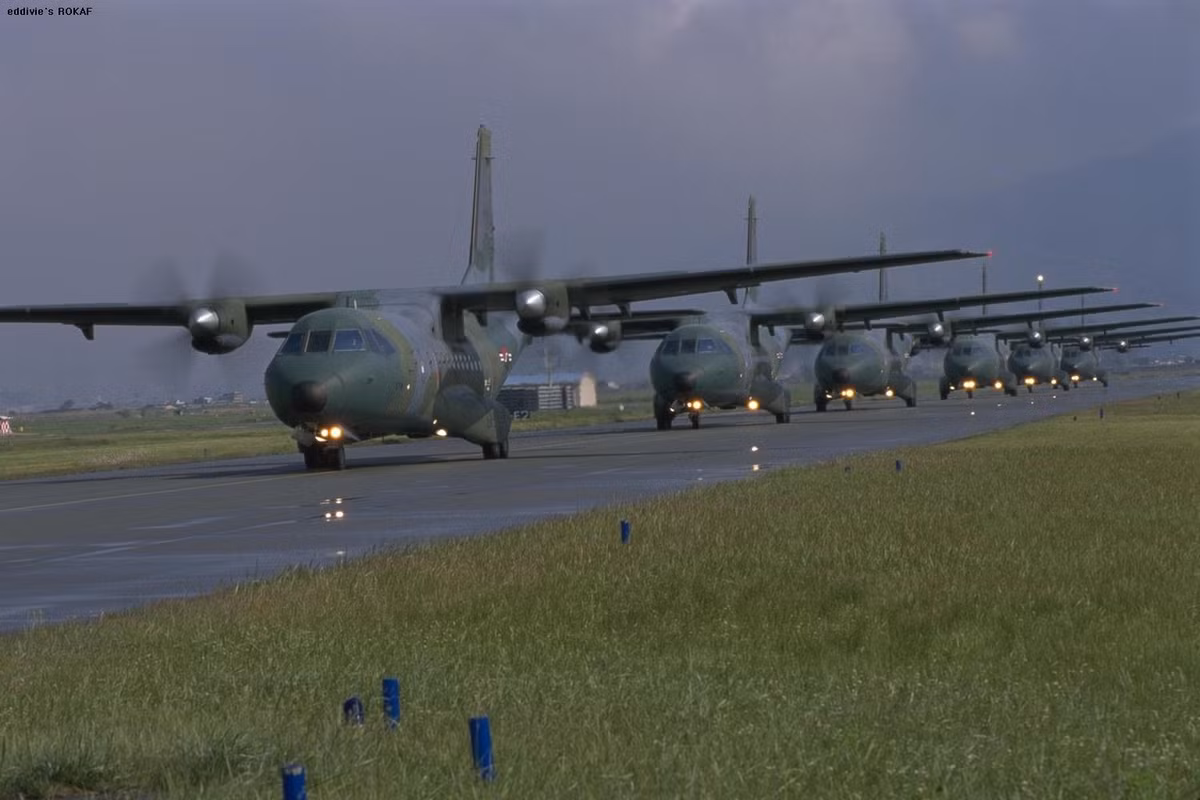 Theo sau Singapore chính là Indonesia, xét về khả năng xuất khẩu vũ khí của Indonesia có lẽ sẽ không bằng được Singapore vì quốc gia này hoàn toàn không có vũ khí xuất sang được Mỹ hay NATO, tuy nhiên Indonesia lại cực mạnh trong việc xuất khẩu vũ khí tới các nước đang phát triển. Nguồn ảnh: PAF.