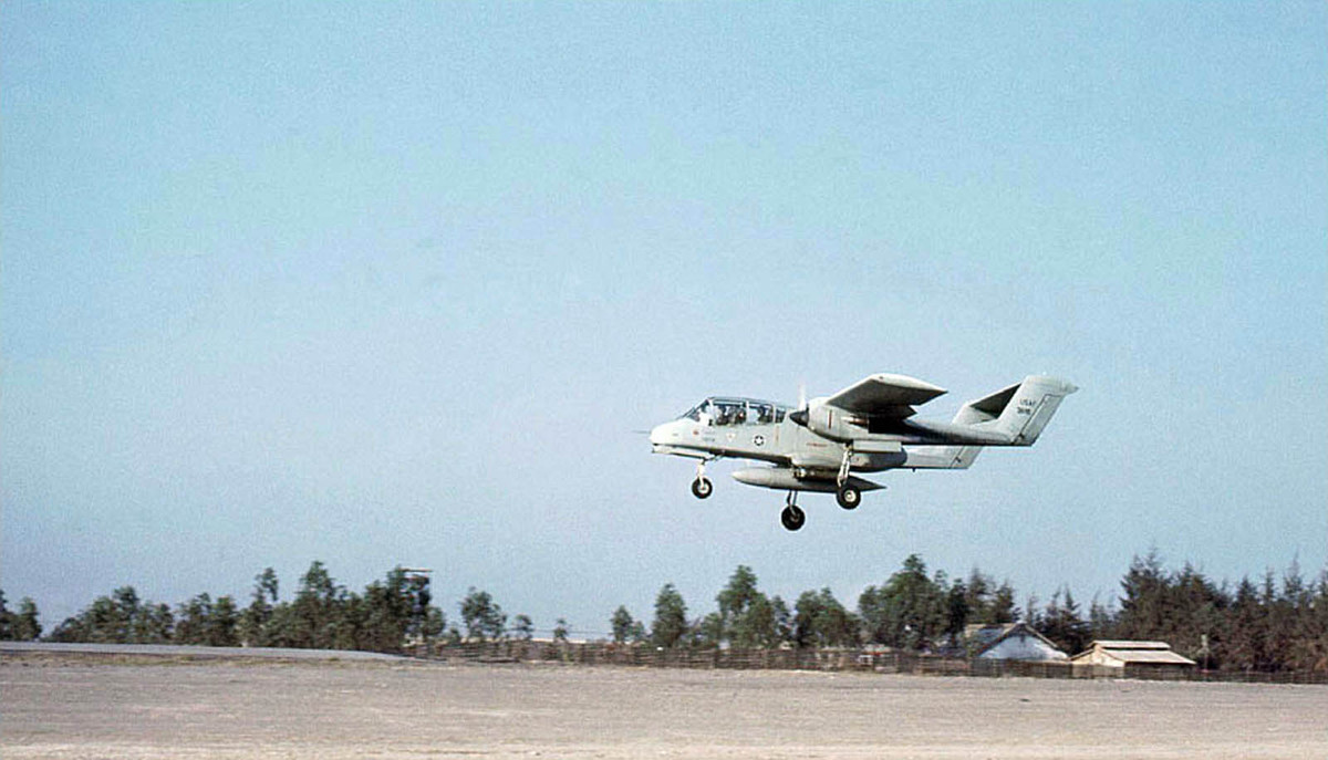 Loại máy bay này rất dễ bị bắn hạ bởi hỏa lực 12,7mm của ta, tuy nhiên chúng thường bay cặp với các cường kích cơ nên việc bắn hạ chúng là khá nguy hiểm. Nguồn ảnh: Flickr.