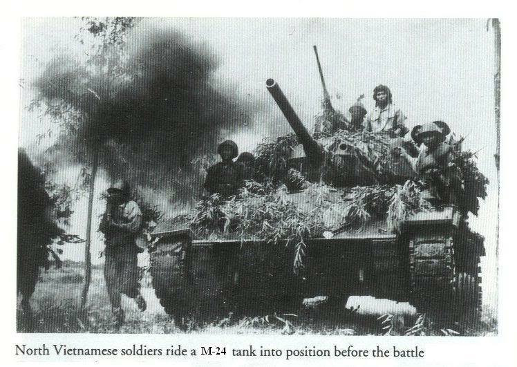 Đầu tiên phải kể đến những chiếc xe tăng hạng nhẹ M24 Chaffee được lực lượng tăng thiết giáp ta sử dụng trong khoảng thời gian từ sau năm 1954, đây cũng là dòng xe tăng đầu tiên của quân đội ta. Tuy nhiên M24 chỉ phục vụ trong quân đội ta trong khoảng thời gian ngắn trước khi bị thay thế bởi những chiếc T-34. Nguồn ảnh: VMF.