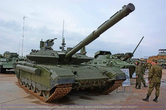 Thiết kế mới của xe tăng chủ lực T-90M thậm chí còn được đặt tên riêng là Proryv-3. Đây là thiết kế có nhiều tính năng tương đồng với T-14 Armata nhưng giá thành sản xuất lại chỉ tương đương với T-90. Nguồn ảnh: Sina.