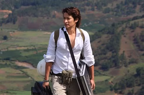 Huy Khánh bụi bặm và phóng khoáng thời "Dốc tình". Huy Khánh bụi bặm và phóng khoáng thời "Dốc tình".