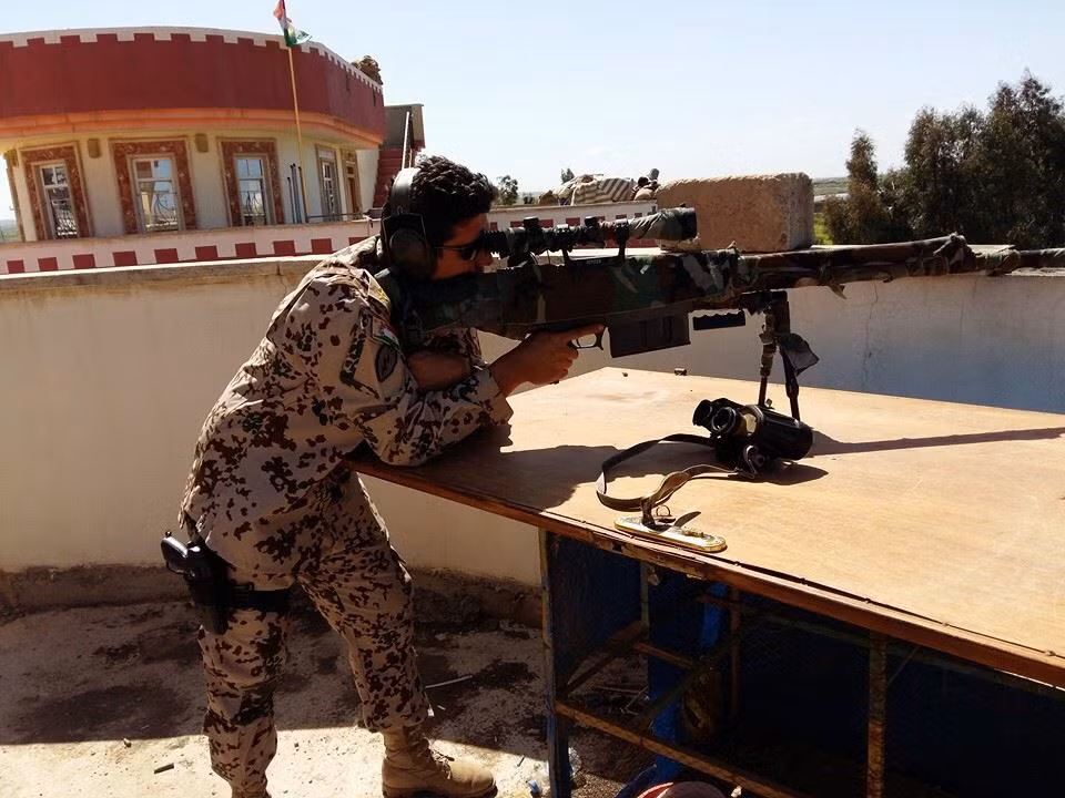 Theo giới quan sát đánh giá, khẩu Zijiang M99 thực tế được thiết kế dựa trên phiên bản của khẩu Accuracy International AS50 với cơ chế trích khí khóa nòng gần như y hệt. Nguồn ảnh: Sniperrifle.