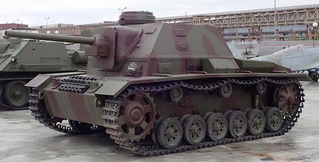 Ngày nay, hai khẩu pháo tự hành chống tăng Su-76i được trưng bày ở Ukraine và ở Moscow. Các sử gia cho rằng, việc chiếm phương tiện của đối phương làm chiến lợi phẩm trong Chiến tranh Thế giới thứ 2 dù phổ biến, tuy nhiên không có loại phương tiện chiến lợi phẩm nào có đóng góp nhiều cho cuộc chiến như Su-76i. Nguồn ảnh: Wiki.