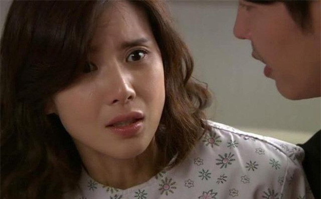 Chồng tôi mê muội không dứt, dù tôi khuyên can thế nào (Ảnh minh họa) Chồng tôi mê muội không dứt, dù tôi khuyên can thế nào (Ảnh minh họa)