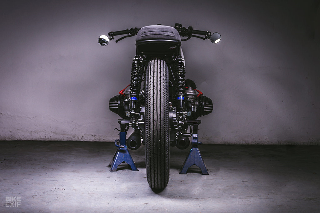 “Chúng tôi nghi ngờ mẫu độ thứ 17 này có thể hoàn thành bất kì vòng đua nào với thời gian ngang ngửa những chiếc 4 bánh của Campos. Tuy nhiên, nó chỉ dùng làm phương tiện đi đến đường đua một cách thong thả và thoải mái”, Adrian kết lời.