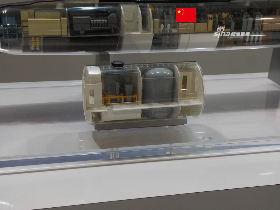 So với phiên bản gốc, phiên bản S-BR dài hơn khoảng 15 mét và có chiều dài tổng cộng 75 mét. Tàu có khả năng hoạt động với tầm rộng tối đa 12.000 km khi nổi và 1000 km khi lặn. Nguồn ảnh: Sina.