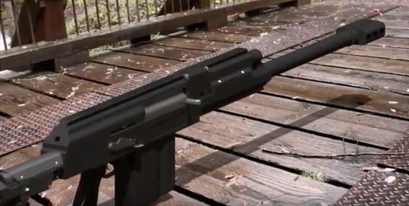 Có thể dễ dàng nhận ra hệ thống trích khí đầu nòng đã phải làm lại hoàn toàn, hệ thống trích khí truyền thống trên khẩu AK kiểu cũ khó mà chống lại được sức giật của viên đạn cỡ .50 BMG này. Nguồn ảnh: Tube.