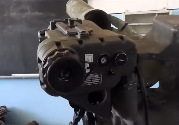 Cận cảnh cụm khí tài ngắm bắn tổ hợp tên lửa TOW.
