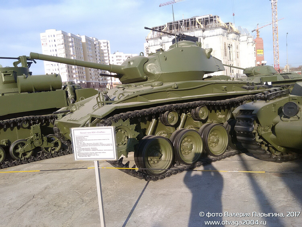 M24 là một cỗ tăng linh hoạt, đạt tốc độ lên tới 56km/h - rất nhanh so với các dòng tăng cùng thời. Với khẩu pháo 75mm M6, M24 là đối thủ khó chịu với các xe tăng hạng trung của Đức thời bấy giờ. Nguồn ảnh: Otavaga2004