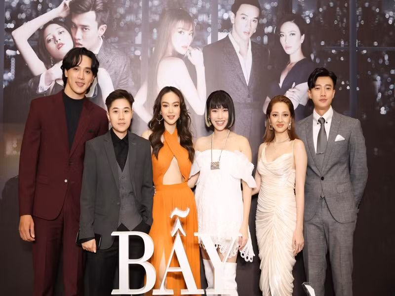 Người hâm mộ phát hiện trên trang cá nhân Instagram, Quốc Trường chỉ theo dõi 5 người, trong đó có Minh Hằng và Bảo Thanh là nữ.