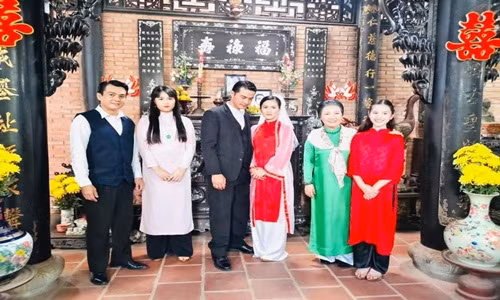 Quach Ngoc Ngoan nhac den con gai hau chia tay Phuong Chanel-Hinh-2