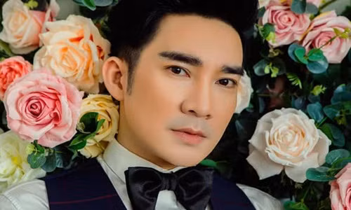 Quang Ha: “Toi di dien ve toan nhet tien vao ket”