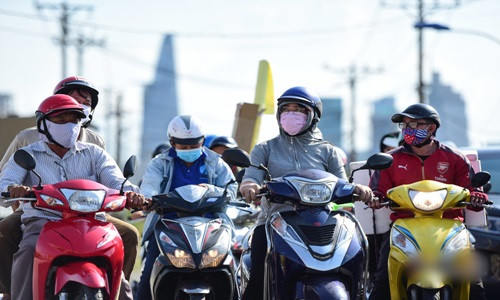 Du bao thoi tiet 2/4: Mien Trung van nang nong gay gat, Ha Noi co mua