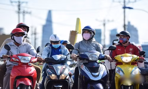 Du bao thoi tiet 2/4: Mien Trung van nang nong gay gat, Ha Noi co mua