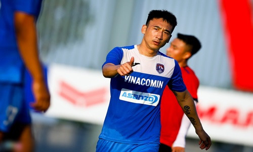 Tinh Quang Ninh len tieng ve viec cau thu bi no luong