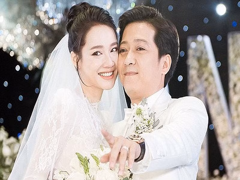 Nhã Phương không trực tiếp lên tiếng mà để đơn vị quản lý bác bỏ thông tin về lễ đính hôn. Họ cho rằng những lời đồn thổi này gây ra nhiều bất lợi cho Nhã Phương buộc họ phải lên tiếng. Ảnh: Gia đình Việt Nam