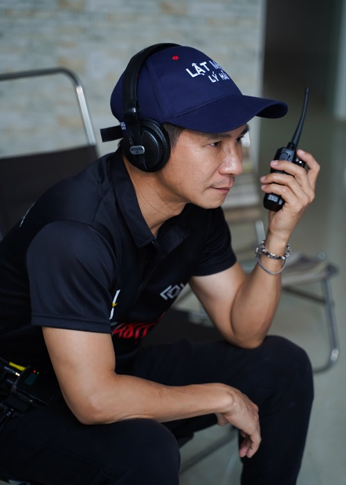 Phim hoãn chiếu 2 lần nhưng Lý Hải động viên bản thân may mắn phim chưa ra rạp vào dịp Tết nên có thể cứu vãn sau khi dịch được kiểm soát trong khi nếu đã ra rạp, thiệt hại sẽ lớn hơn nhiều.