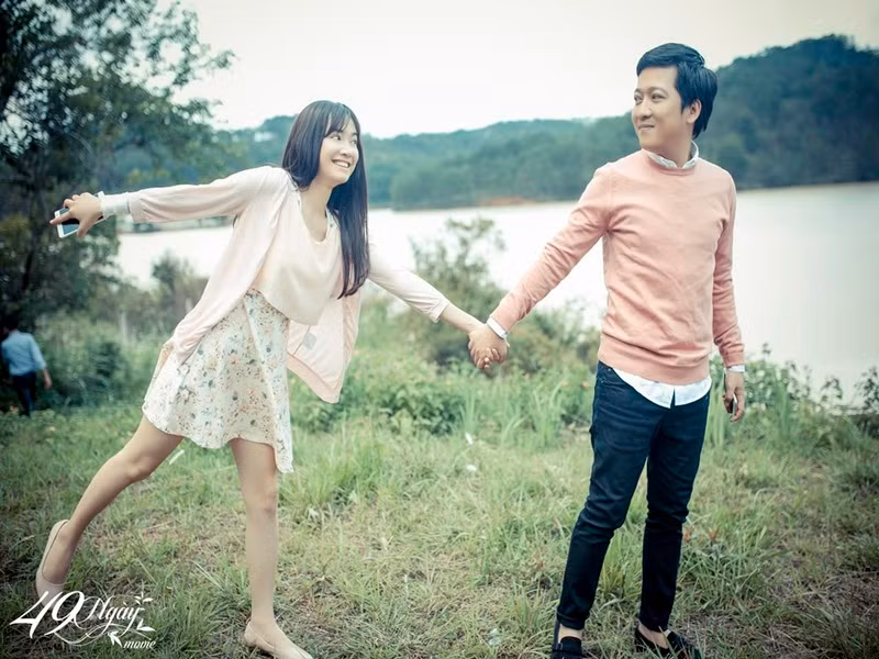 Phim "49 ngày" do Nhất Trung làm đạo diễn đã se duyên cho Nhã Phương và Trường Giang. Ảnh: VOV