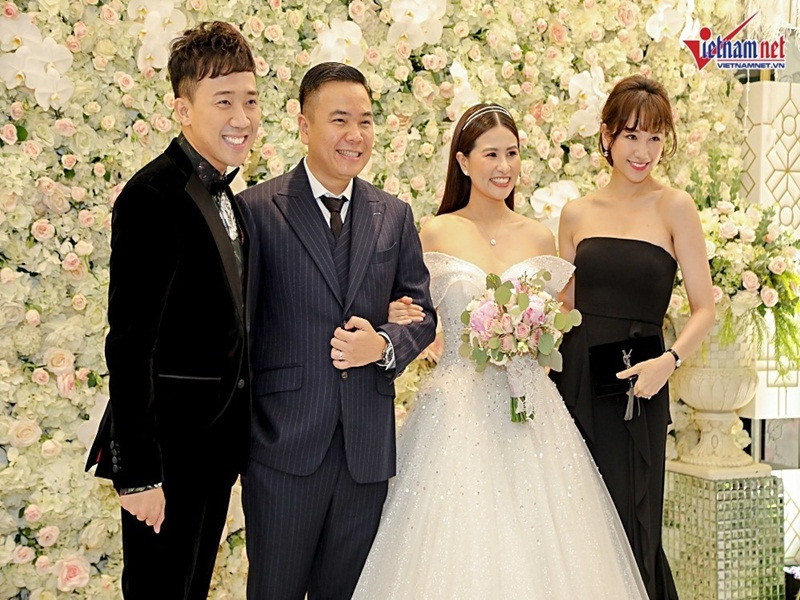 Phim "Bệnh viện ma" do Nhất Trung sản xuất lại se duyên cho Trấn Thành và Hari Won. Trấn Thành cho biết: “Nhờ Nhất Trung mời Trấn Thành và Hari Won đóng Bệnh viện ma mà hai đứa mới gặp được nhau, nên cả hai vợ chồng đều rất quý Trung. Nói gì nói chứ cũng ông mai".