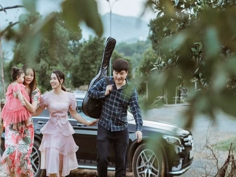 Ngọc Anh từng đưa cả gia đình nhỏ vào MV “Như mẹ vẫn ru” ra mắt năm 2020. Ảnh: An ninh thủ đô