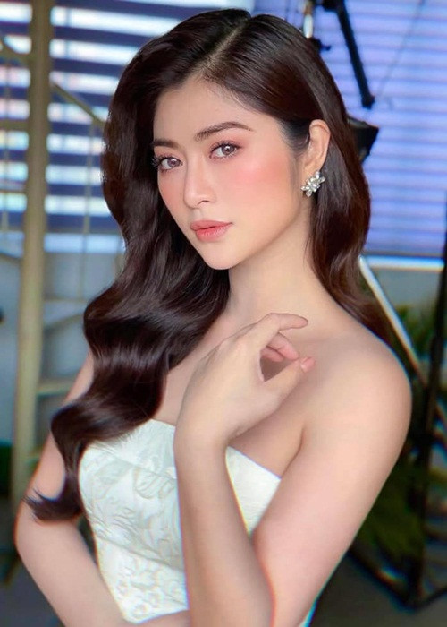 Tình cũ của Khương Ngọc hiện tại kín tiếng về chuyện tình cảm.