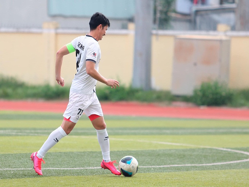 Nam diễn viên phim “Dốc tình” đam mê thể thao. Anh thường chơi bóng đá, tập gym.