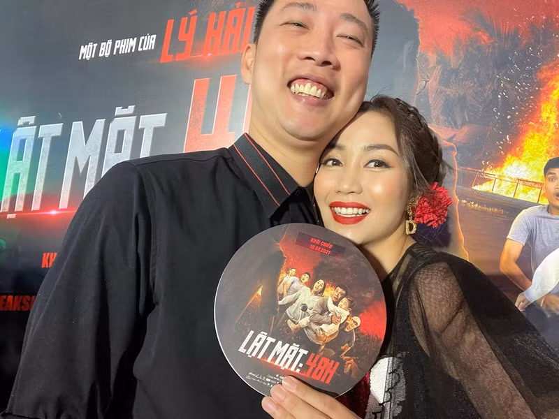 Trong quá trình quay phim " Lật mặt: 48h", Ốc Thanh Vân nhận được sự hỗ trợ từ ông xã Trí Rùa.