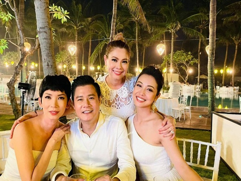 Quang Dũng và Jennifer Phạm ly hôn năm 2010. Trong vài năm sau khi chia tay, cả hai không nói chuyện vì những giận hờn, trách móc.