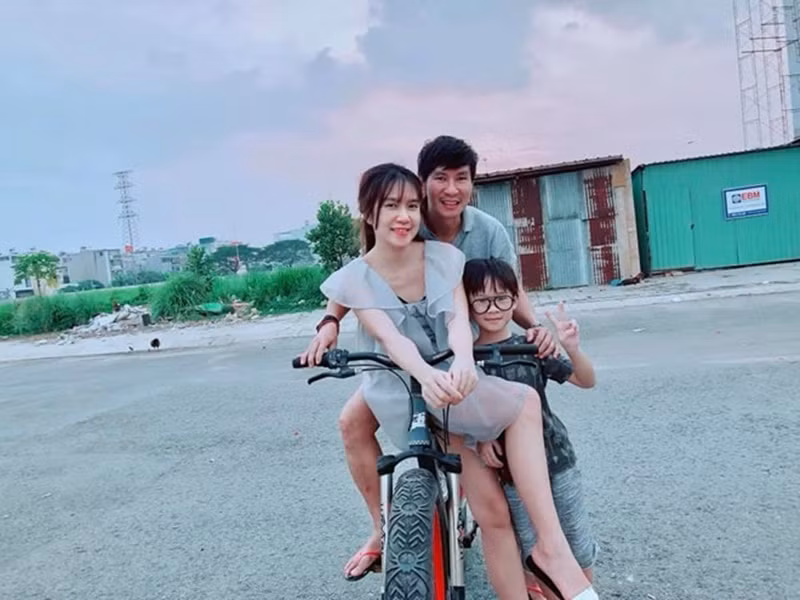 Vợ con của Lý Hải cũng sống giản dị.